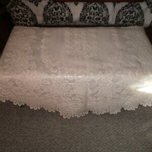 Beautiful cream lace like table cover